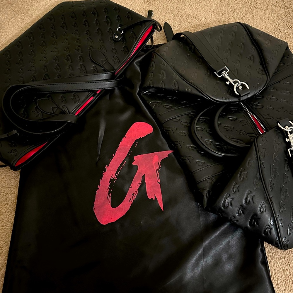 GlamAholic tote & duffle set!